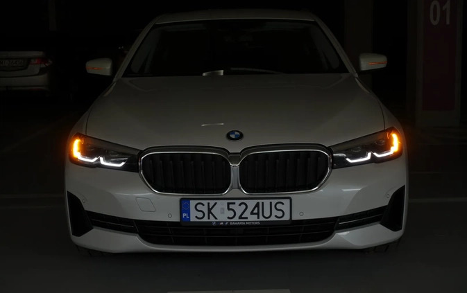 BMW Seria 5 cena 157500 przebieg: 94000, rok produkcji 2021 z Katowice małe 704